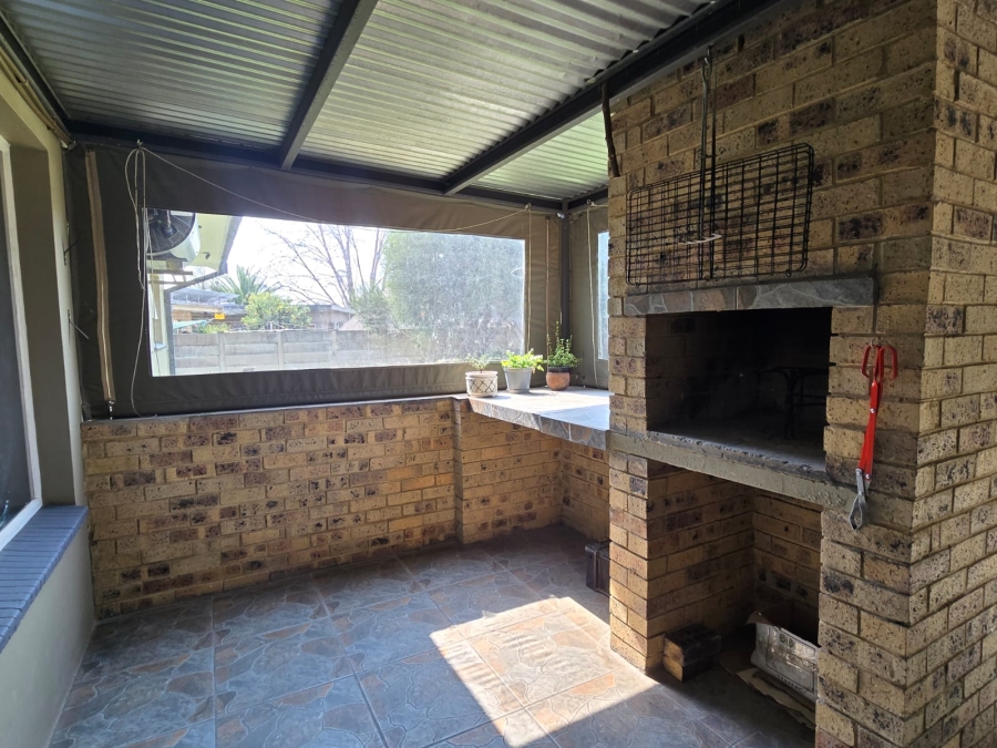 4 Bedroom Property for Sale in Parys Free State